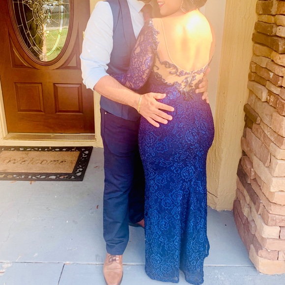 Lace Dress - Picture 5 of 5